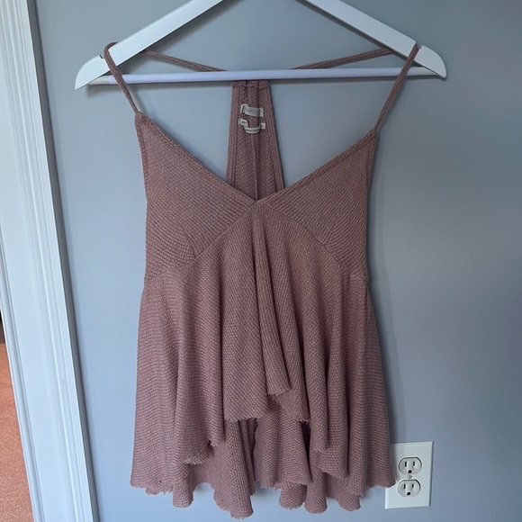 Urban Outfitters Tops - Dusty rose tank
